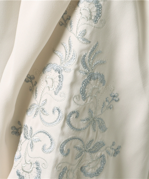 mysty woman（ミスティウーマン）の「バルーン袖刺繍ブラウス（シャツ/ブラウス・レディース・アイボリー/ブラック/ベージュ・FREE）」の9枚目の写真