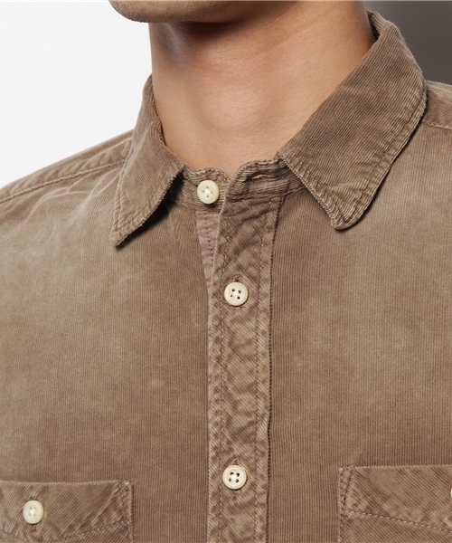 NANO universe（ナノユニバース）の「硫化染めCorduroySH  L/S（シャツ/ブラウス・メンズ・ベージュ/ブラウン/サーモンピンク/グレイッシュベージュ・MEDIUM/LARGE）」の7枚目の写真