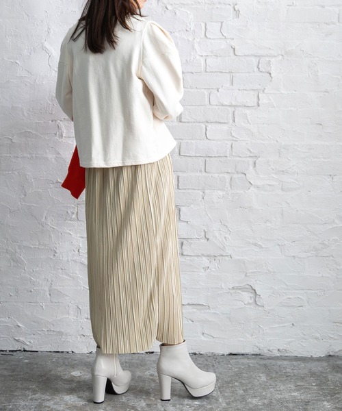 Newlyme（ニューリーミー）の「太ヒールシンプルショートブーツ（ブーツ・レディース・ブラック/ブラック系その他/ダークブラウン/ボルドー/モカ/ブルー/グレー/ブラウン系その他/ホワイト・21.5cm/24.0cm/23.0cm/23.5cm/22cm/22.5cm/25.5cm/25.0cm/24.5cm/24.5㎝/23.5㎝/26cm/21cm/21.5㎝/25㎝/22.5㎝/23㎝/24㎝/23cm/25cm/24cm/21.0cm/22.0cm/26.0cm）」の13枚目の写真