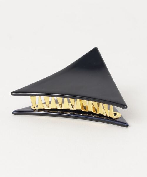 florist(フローリスト)の「べっ甲柄 三角バンスクリップ 中(バレッタ/ヘアクリップ・レディース・ダークブラウン/ピンク/ブラウン/ベビーピンク/バイオレット/ブラウン系その他2/キャメル/ベージュ/ライトグレー/パープル/ライトピンク/グレー/ネイビー/ホワイト/ブラック/パープル系その他2/ダークネイビー/ホワイト×ブラック・FREE)」の19枚目の写真