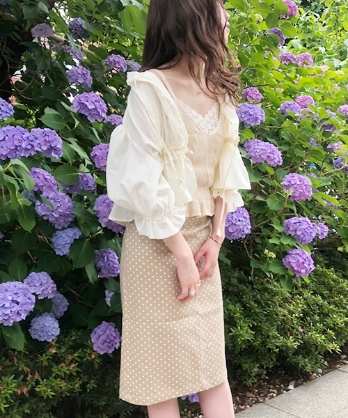 apres jour（アプレジュール）の「apres jour × RiLi コラボブラウス【RiLi.tokyo】【ZOZOTOWN限定アイテム】（シャツ/ブラウス・レディース・オフホワイト/ライトベージュ・フリー）」の8枚目の写真