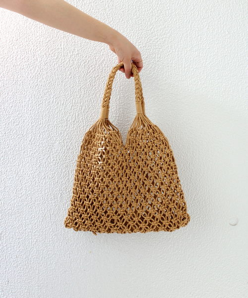 ottilie（オティーリエ）の「編みこみバッグ（かごバッグ・レディース・ホワイト/ブラウン/ブラック・FREE）」の3枚目の写真