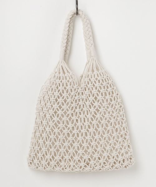 ottilie（オティーリエ）の「編みこみバッグ（かごバッグ・レディース・ホワイト/ブラウン/ブラック・FREE）」の4枚目の写真