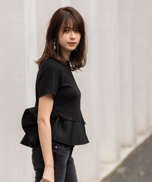 COOK JEANS アシンメトリー フレアスリーブ フェザー カットソー Cookie Chocolate（クッキーチョコレート）の「アシンメトリーフレア