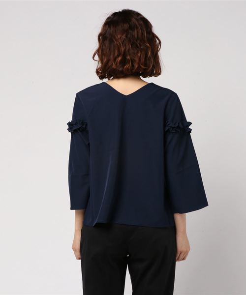 PICCIN（ピッチン）の「前後2wayパールボタンブラウス（シャツ/ブラウス・レディース・ベージュ/ネイビー/ワイン・MEDIUM）」の5枚目の写真
