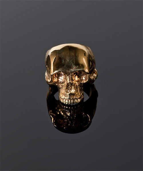 NANO universe（ナノユニバース）の「BLACKBOOTS（ブラックブーツ）/ EVOLUTION SKULL K18 YG SPECIAL（リング・メンズ・ゴールド・#17/#19/#21）」の2枚目の写真