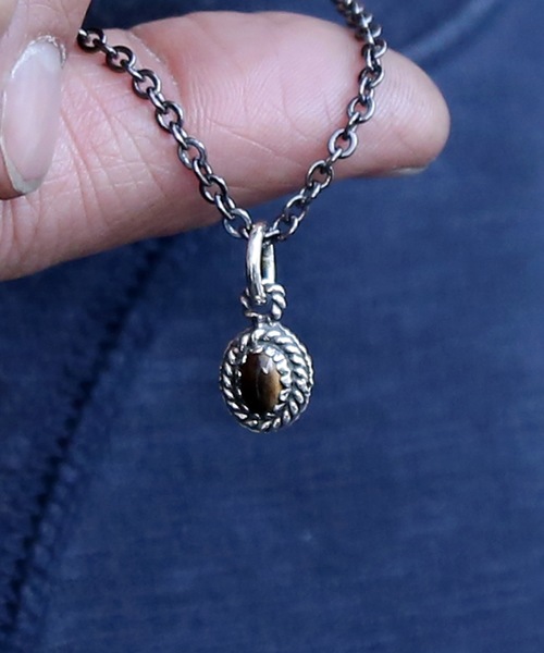 VIVIFY(ビビファイ)の「ネックレス/ネイティブ/ストーン/スモール/チェーン(ネックレス・メンズ・ホワイト/ブラック/スモークグレー/ブラウン系その他/グリーン系その他/ターコイズブルー/ワインレッド/クリア・フリー)」の5枚目の写真