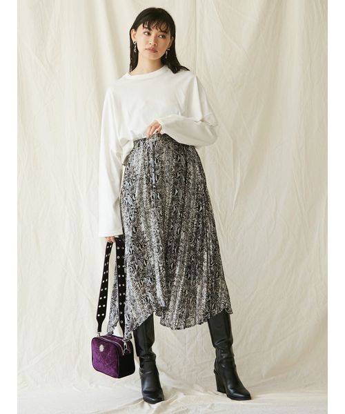 EVRIS（エヴリス）の「ダブルZIPベロアライクショルダーBAG（ショルダーバッグ・レディース・ブラック/パープル/グリーン・FREE）」の12枚目の写真