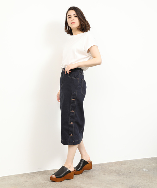 SALON adam et rope'（サロン アダム エ ロペ）の「【g.】stretch skirt（デニムスカート・レディース・ネイビー・S/M）」の3枚目の写真