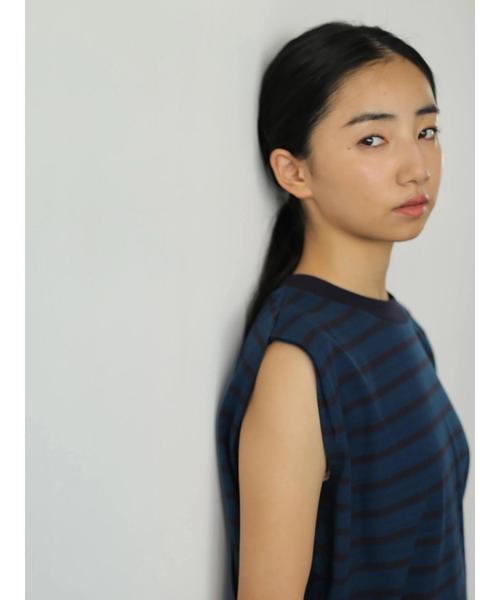 AMERICAN HOLIC(アメリカンホリック)の「スクエアカットノースリーブプルオーバー(Tシャツ/カットソー・レディース・ブラック/ホワイト系その他/グレー系その他/その他7/ブラック系その他4・L/M)」の15枚目の写真