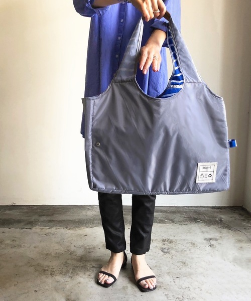 nicott（ニコット）の「コンパクトショッピングBAG　保温保冷レジカゴバッグ（エコバッグ/サブバッグ・レディース・ブラック/カーキ/イエロー/レッド/イエロー系その他/ブラック系その他2/ブルー/ネイビー/レッド系その他/ブラック系その他/ブルー系その他/ブラック系その他3/カーキオリーブ/グレー/チャコールグレー/ダークネイビー/ストライプ/チェック・FREE）」の7枚目の写真