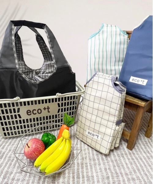 nicott（ニコット）の「コンパクトショッピングBAG　保温保冷レジカゴバッグ（エコバッグ/サブバッグ・レディース・ブラック/カーキ/イエロー/レッド/イエロー系その他/ブラック系その他2/ブルー/ネイビー/レッド系その他/ブラック系その他/ブルー系その他/ブラック系その他3/カーキオリーブ/グレー/チャコールグレー/ダークネイビー/ストライプ/チェック・FREE）」の19枚目の写真