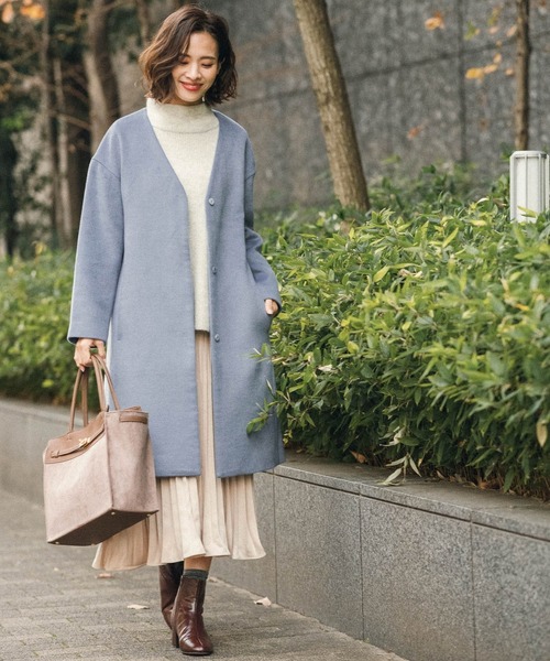 BAYFLOW(ベイフロー)の「サテンプリーツスカート(スカート・レディース・ベージュ/モカ/ライトグリーン/キャメル・SMALL/MEDIUM)」の6枚目の写真