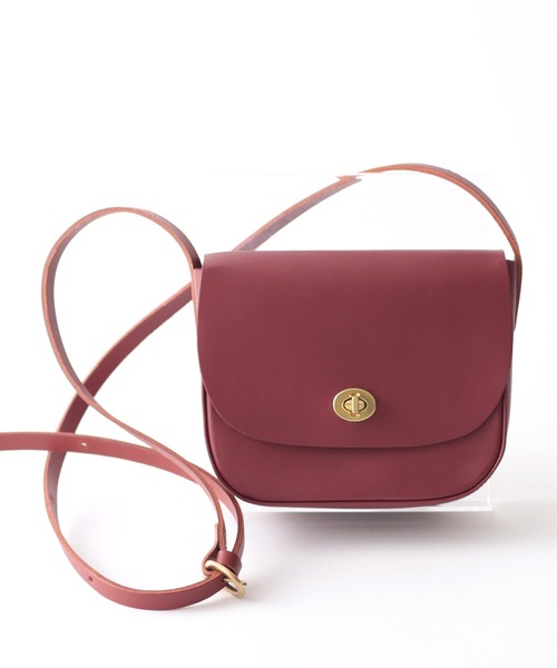 mimi(ミミ)の「MIMI BERRY Francis ショルダーバッグ(ショルダーバッグ・レディース・ブラック/ブラウン/コバルトブルー/ブラック×シルバー/ワイン/ライトブラウン/レッド/ダークブラウン/レッド系その他/モスグリーン/ネイビー/ブラック系その他/レンガ/バーガンディー/オリーブ/オレンジ/レッド系その他2/ウッド・FREE)」の15枚目の写真