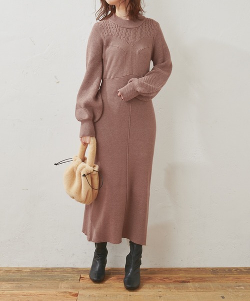 natural couture(ナチュラルクチュール)の「【WEB限定】いろいろ編み地重ね着風ニットワンピース(ワンピース)」|モカ