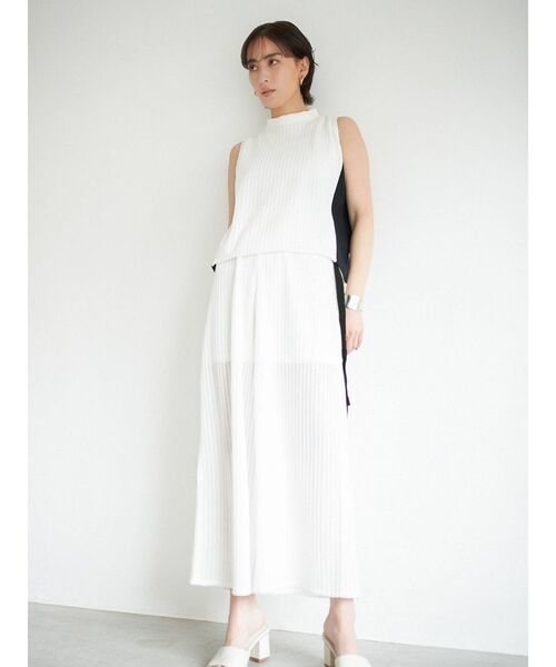 THE DAYZ TOKYO(ザデイズトーキョー)の「【THE DAYZ TOKYO】リブ切替レーストップス(Tシャツ/カットソー・レディース・オフホワイト/ブラック・FREE)」の4枚目の写真