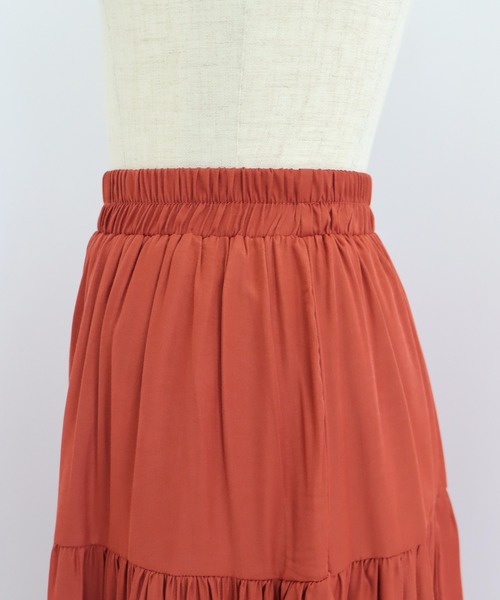 BLUEEAST（ブルーイースト）の「ティアードスカート（スカート・レディース・カーキ/オフホワイト/イエロー/レッド/ベージュ/ブラック/モカ/チャコールグレー・MEDIUM）」の16枚目の写真