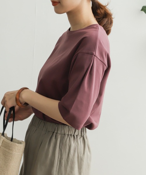 URBAN RESEARCH DOORS（アーバンリサーチドアーズ）の「UR TECHバルーンシルエットスリーブTシャツ（Tシャツ/カットソー・レディース・ブラック/オフホワイト/パープル/ピンクベージュ・ONE）」の5枚目の写真