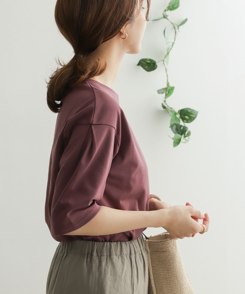 URBAN RESEARCH DOORS（アーバンリサーチドアーズ）の「UR TECHバルーンシルエットスリーブTシャツ（Tシャツ/カットソー・レディース・ブラック/オフホワイト/パープル/ピンクベージュ・ONE）」の6枚目の写真