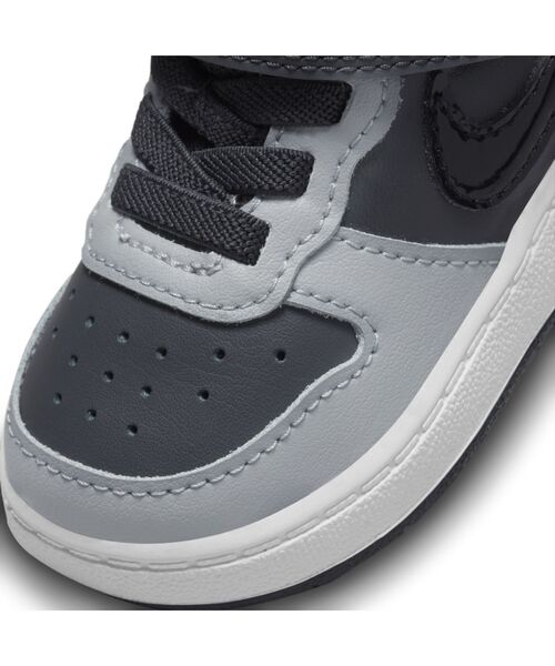 NIKE（ナイキ）の「ナイキ コート ボロー LOW 2 ベビーシューズ / Nike Court Borough Low 2 Baby/Toddler Shoes＜8-16cm 展開＞（スニーカー・キッズ・ブラック/ホワイト/ホワイト系その他2/スミクロ/クリーム/ブルー系その他2・12/14/16/8/10/15 /13/11/9）」の19枚目の写真