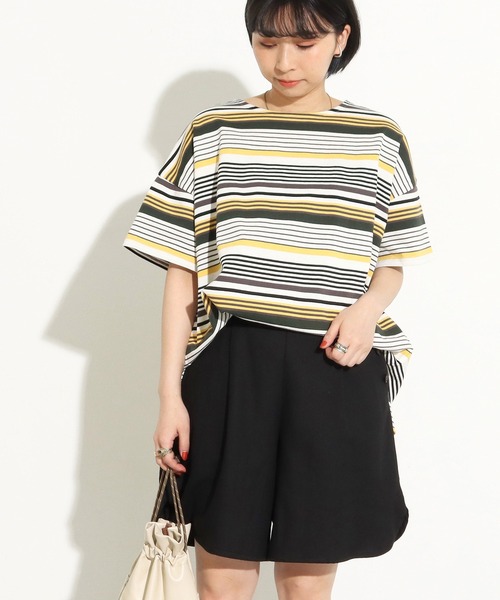 Factor=（ファクターイコール）の「脇スリットリネンハーフパンツ（その他パンツ・レディース・ベージュ/ブルー/ブラック・FREE）」の2枚目の写真