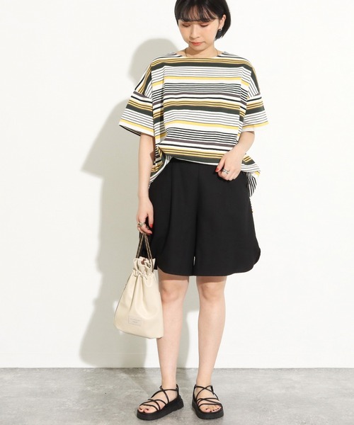 Factor=（ファクターイコール）の「脇スリットリネンハーフパンツ（その他パンツ・レディース・ベージュ/ブルー/ブラック・FREE）」の18枚目の写真