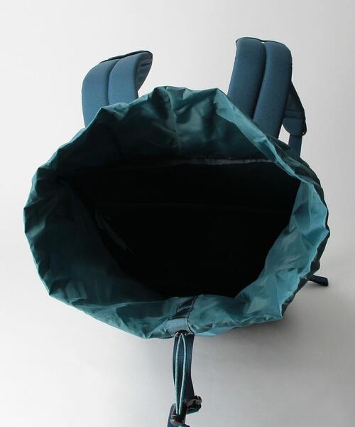 patagonia（パタゴニア）の「＜patagonia＞アーバーリンクドパック/バッグパック Ψ（バックパック/リュック・レディース・ブラック/コバルトブルー・FREE）」の5枚目の写真