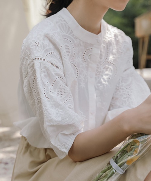 美品 UNITED ARROWS TOKYO 刺繍 ブラウス バルーンスリーブ 美品 UNITED ARROWS TOKYO 刺繍 ブラウス バルーンスリーブ