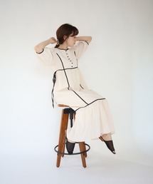 slowmelly | パイピングティアードワンピース(ワンピース)