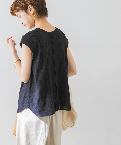 URBAN RESEARCH（アーバンリサーチ）の「前後2WAYフレンチスリーブレースブラウス（シャツ/ブラウス・レディース・ブラック/オフホワイト・FREE）」の5枚目の写真