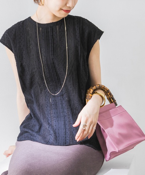 URBAN RESEARCH（アーバンリサーチ）の「前後2WAYフレンチスリーブレースブラウス（シャツ/ブラウス・レディース・ブラック/オフホワイト・FREE）」の10枚目の写真