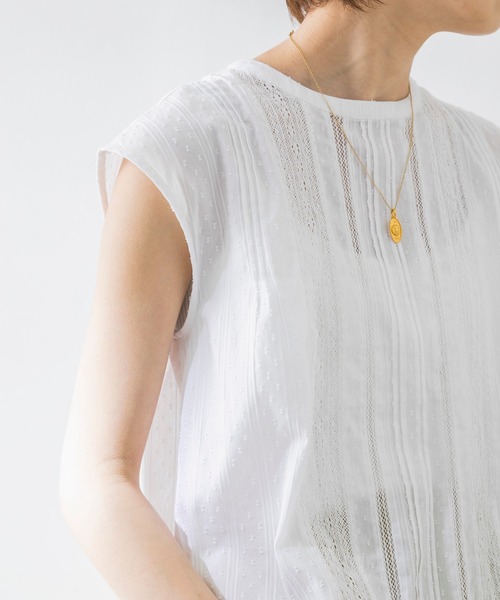 URBAN RESEARCH（アーバンリサーチ）の「前後2WAYフレンチスリーブレースブラウス（シャツ/ブラウス・レディース・ブラック/オフホワイト・FREE）」の12枚目の写真