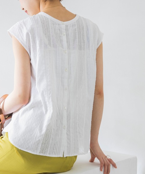 URBAN RESEARCH（アーバンリサーチ）の「前後2WAYフレンチスリーブレースブラウス（シャツ/ブラウス・レディース・ブラック/オフホワイト・FREE）」の15枚目の写真