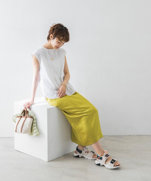 URBAN RESEARCH（アーバンリサーチ）の「前後2WAYフレンチスリーブレースブラウス（シャツ/ブラウス・レディース・ブラック/オフホワイト・FREE）」の16枚目の写真