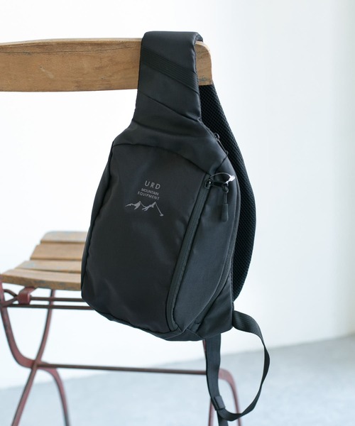 URBAN RESEARCH DOORS（アーバンリサーチドアーズ）の「URD SHOULDER BAG（ショルダーバッグ・メンズ・オリーブ/チャコールグレー/ブラック・ONE）」の2枚目の写真