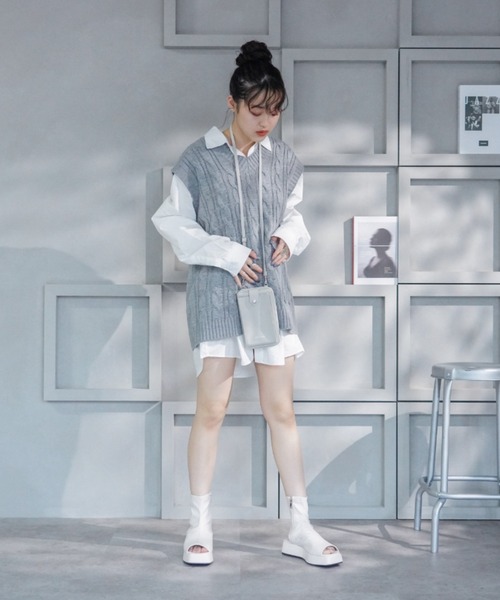 VIVIAN（ヴィヴィアン）の「オープントゥ厚底ストレッチショートブーツ ZOZOTOWN限定商品（ブーツ・レディース・ブラック/ダークブラウン/アイボリー・S/M/L）」の22枚目の写真