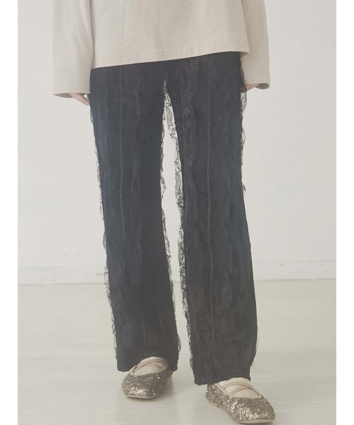 merry jenny（メリージェニー）の「【セットアップ】フリルベロアワイドパンツ（その他パンツ・レディース・ブラック/ミント/ライトブルー/ベージュ・FREE）」の2枚目の写真