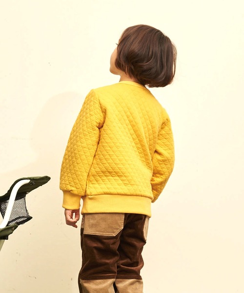 COLEMAN（コールマン）の「《Coleman》　ポケット付きキルトトレーナー（スウェット・キッズ・ブラック/マスタード・110/130/100/120/140/150）」の8枚目の写真