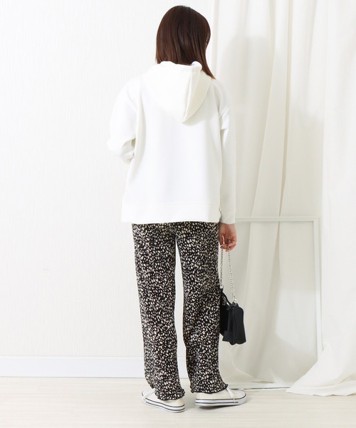 libelle more（リベル モア）の「スムースアニマル柄クリスタルプリーツパンツ（その他パンツ・レディース・ブラック/オフホワイト・L/M）」の22枚目の写真