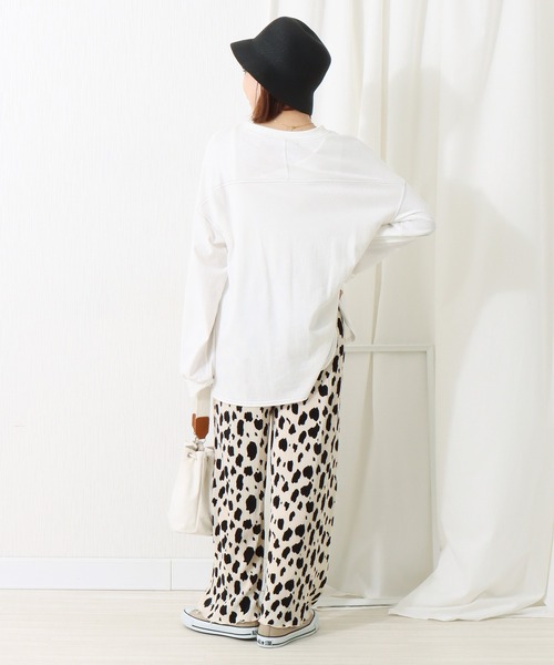 libelle more（リベル モア）の「スムースアニマル柄クリスタルプリーツパンツ（その他パンツ・レディース・ブラック/オフホワイト・L/M）」の15枚目の写真