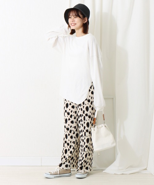 libelle more（リベル モア）の「スムースアニマル柄クリスタルプリーツパンツ（その他パンツ・レディース・ブラック/オフホワイト・L/M）」の9枚目の写真