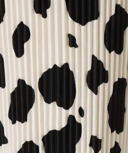 libelle more（リベル モア）の「スムースアニマル柄クリスタルプリーツパンツ（その他パンツ・レディース・ブラック/オフホワイト・L/M）」の11枚目の写真