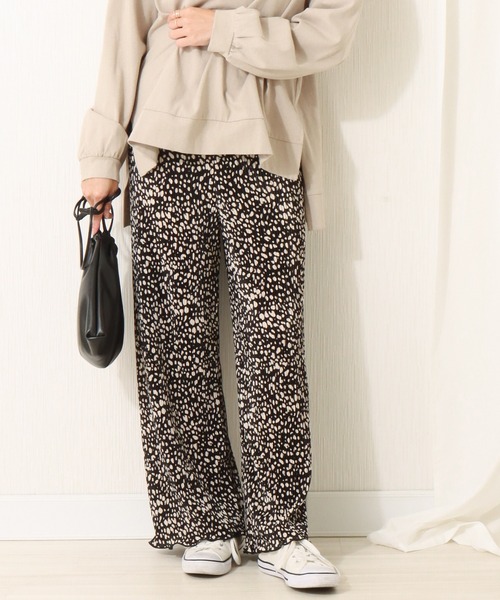 libelle more（リベル モア）の「スムースアニマル柄クリスタルプリーツパンツ（その他パンツ・レディース・ブラック/オフホワイト・L/M）」の13枚目の写真