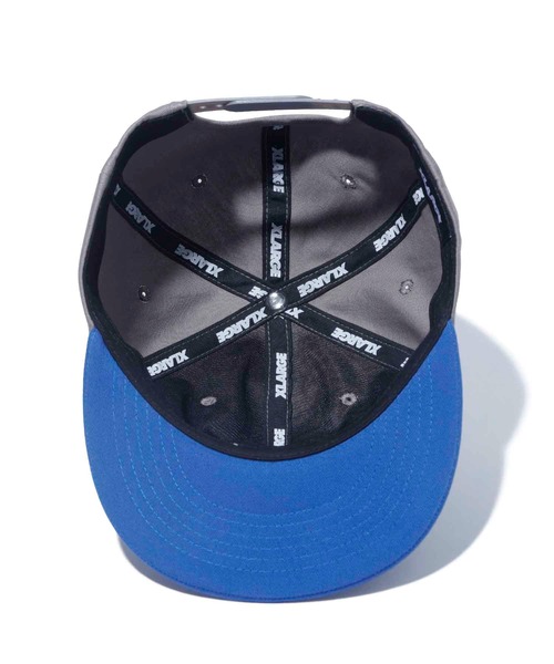 XLARGE（エクストララージ）の「TEAM LOGO 2TONE CAP（キャップ・メンズ・ブラック/グレー/グリーン・ONE SIZE）」の10枚目の写真