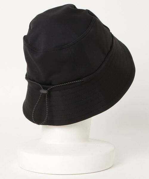 GUACAMOLE（ガカモレ）の「GUACAMOLE Functional stretch bucket hat/LOGO print（ハット・レディース・ホワイト/ブラック・FREE）」の4枚目の写真