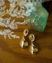 クラッシュメタルピアス