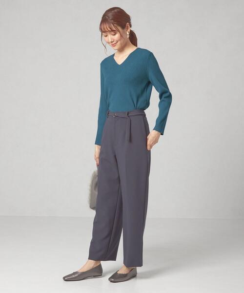 closet story（クローゼットストーリー）の「＜closet story（クローゼットストーリー）＞リブ Vネックニット -ウォッシャブル-（ニット/セーター・レディース・ホワイト/ブラック/ロイヤルブルー・M/L）」の8枚目の写真