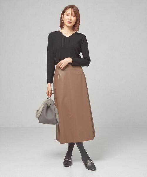 closet story（クローゼットストーリー）の「＜closet story（クローゼットストーリー）＞リブ Vネックニット -ウォッシャブル-（ニット/セーター・レディース・ホワイト/ブラック/ロイヤルブルー・M/L）」の7枚目の写真