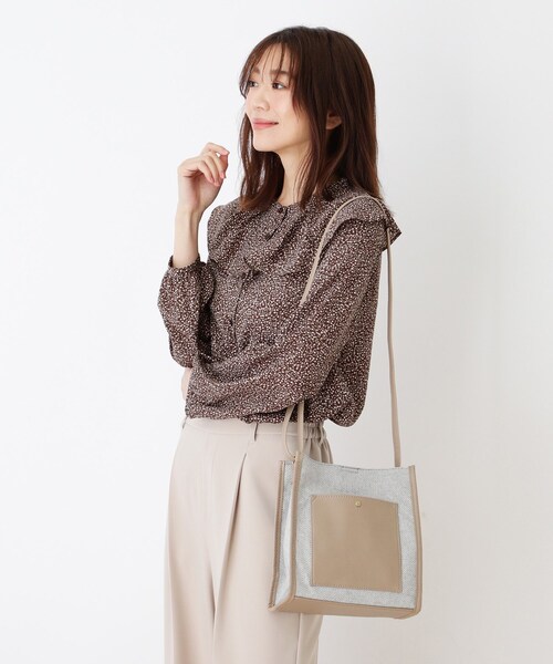 DRESKIP（ドレスキップ）の「◆サイドパイピングスクエアショルダー（ショルダーバッグ・レディース・グレー系2/ブラック/ブラック系3・00）」の9枚目の写真