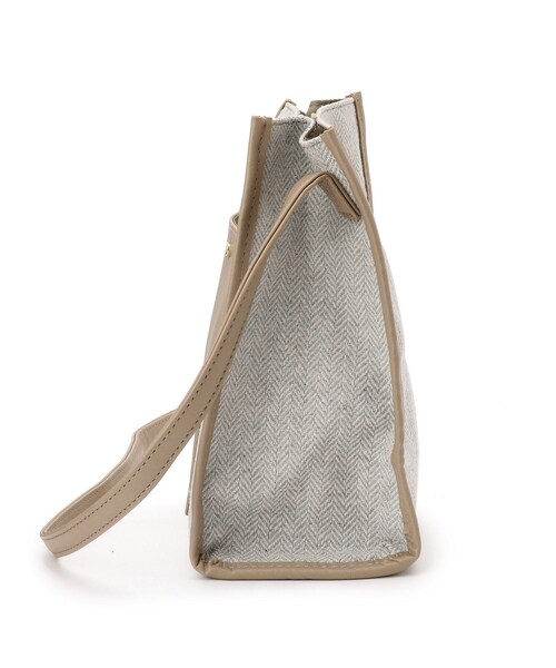 DRESKIP（ドレスキップ）の「◆サイドパイピングスクエアショルダー（ショルダーバッグ・レディース・グレー系2/ブラック/ブラック系3・00）」の7枚目の写真